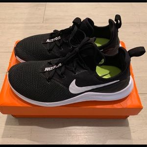 Women’s Nike Free TR 8